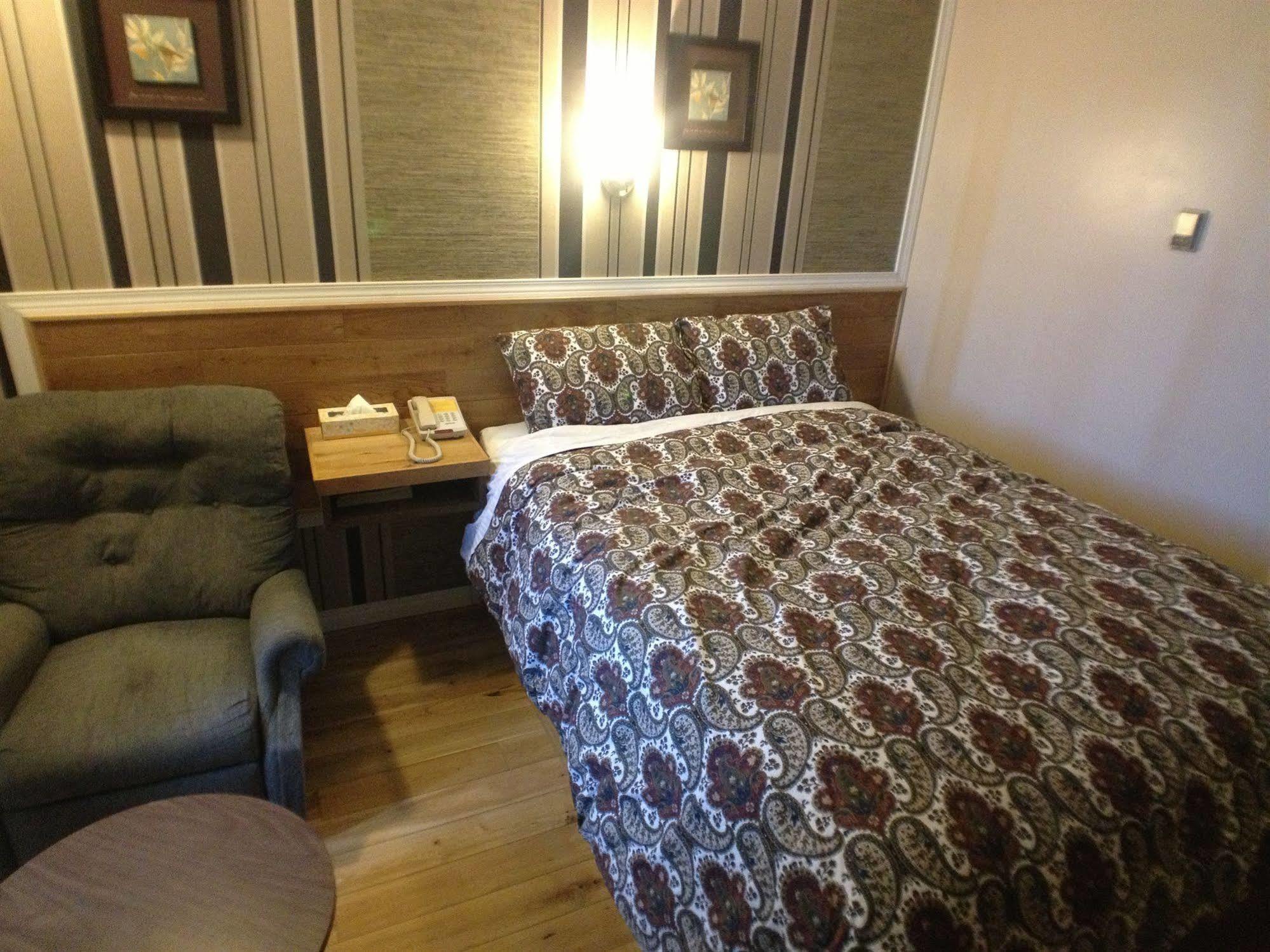 Galaxy Motel St. Paul Zewnętrze zdjęcie